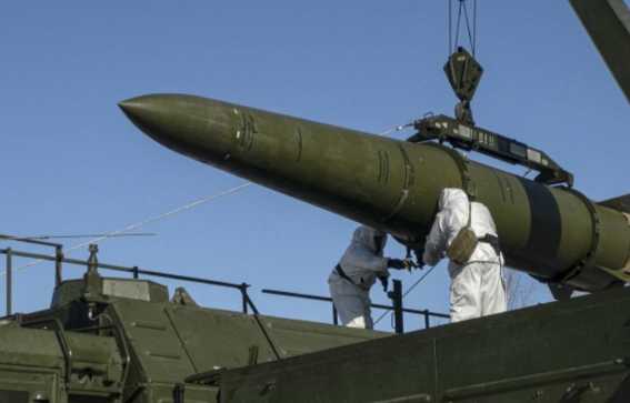 روسيا تعلن بدء مناورات تشمل أسلحة نووية تكتيكية قرب أوكرانيا