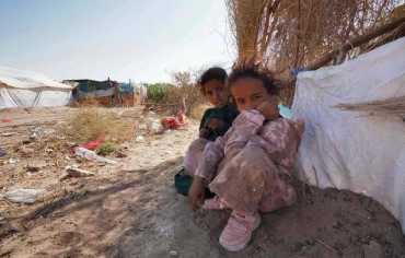 وسط أكبر أزمة للأمن الغذائي على مستوى العالم.. طفل يمني يتوفى كل 10 دقائق