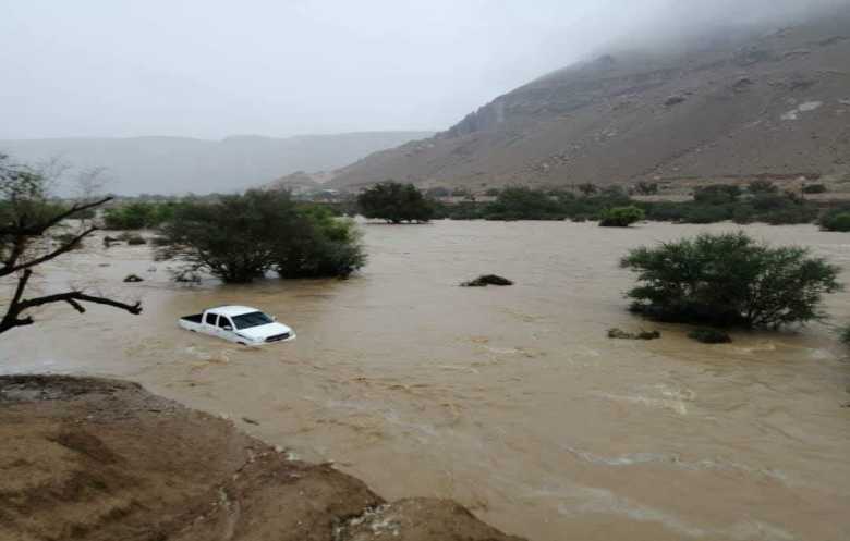 السيول والأمطار أودت بـ 22 شخصا في محافظة تعز 