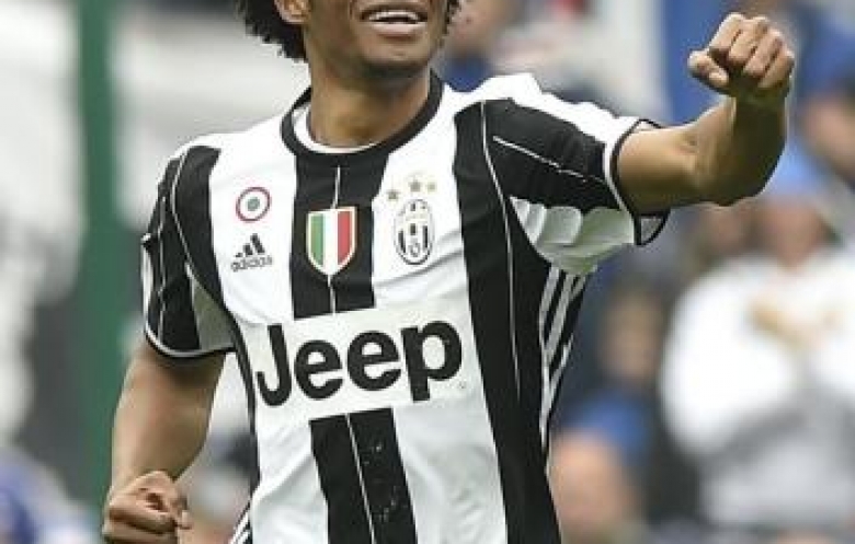 يوفنتوس يهزم سامبدوريا ويقترب من لقب الدوري الايطالي