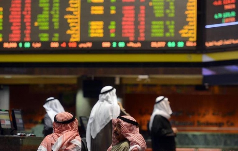 أبوظبي تقود مكاسب بورصات المنطقة ومصر تصعد بدعم مشتريات الأجانب
