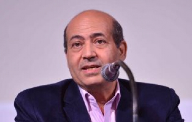 طارق الشناوى: يحيى الفخرانى تربع على عرش النجومية هذا العام بمسلسل ونوس