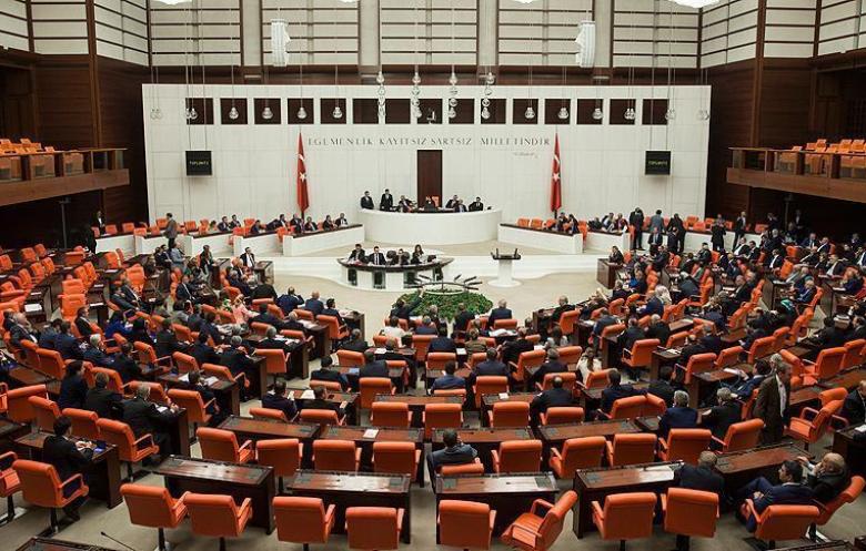 البرلمان التركي يوافق على مشروع قانون نشر قوات مسلحة في قطر