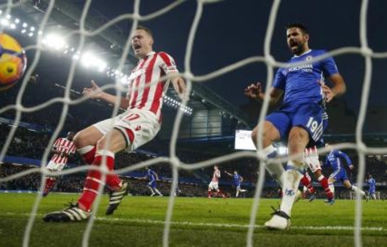 ليفربول يتفوق على مانشستر سيتي.. وتشيلسي يعادل رقما قياسيا في الانتصارات