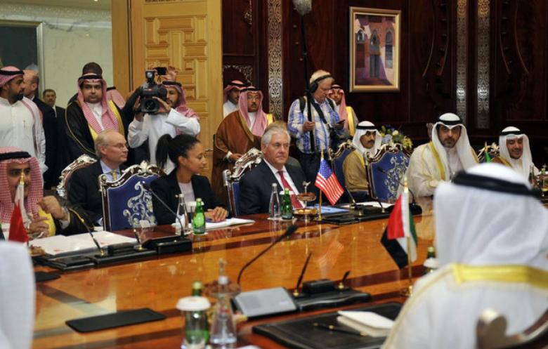 تيلرسون يعود غدا إلى قطر للقاء تميم