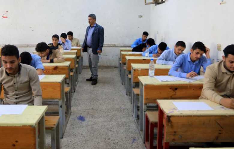 طلاب اليمن خارج فصول الدراسة للشهر الثالث