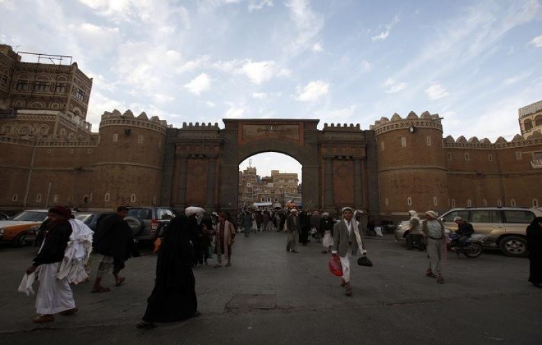 موظفو اليمن.. 9 أشهر بلا رواتب