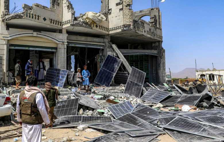 حملة اعتقالات حوثية في صعدة والحديدة بتهمة تصوير القصف الأميركي