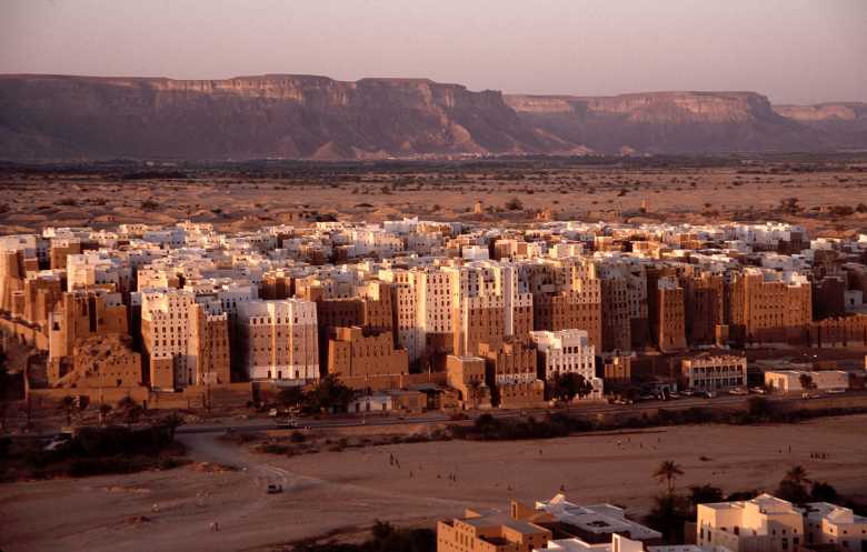 حضرموت... ساحة لمشاريع يمنية متقاطعة
