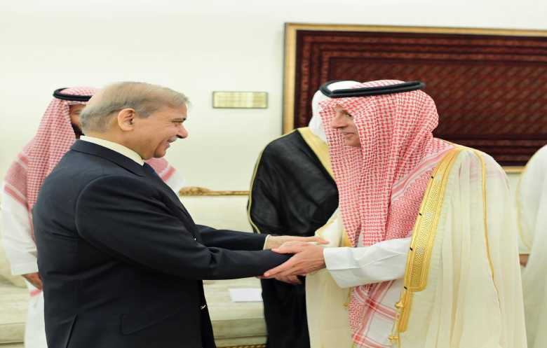 جهود سعودية لحلّ الخلاف الهندي - الباكستاني عبر الحوار