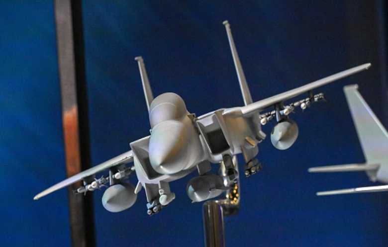 جولة ترامب إلى المنطقة: سباق تسلّح مركزه طائرات F15ex