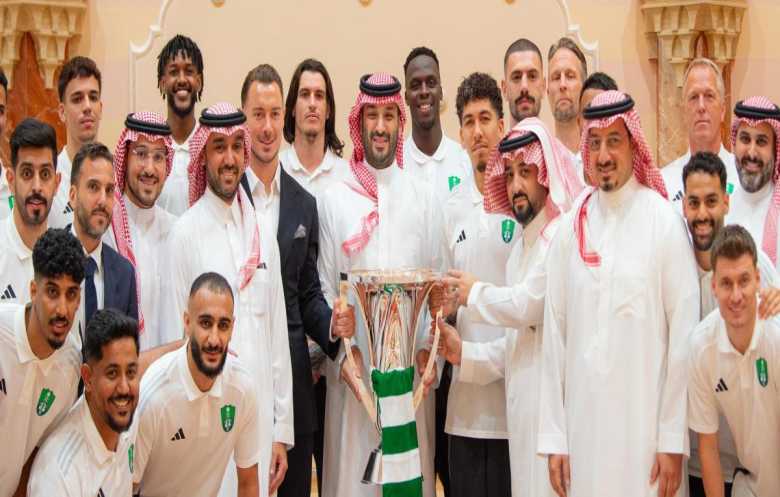 ولي العهد السعودي يستقبل لاعبي "الأهلي" أبطال آسيا 2025