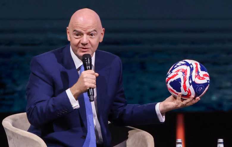 إنفانتينو: السعودية ستنظم كأس عالم تاريخية عام 2034