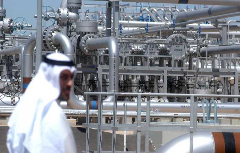 استقرار النفط والدولار وتراجع الذهب مع انحسار المخاوف التجارية