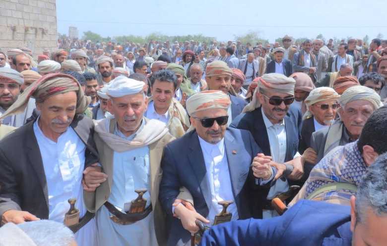 في رسالة رفض مبطنة للحوثيين.. تشييع مهيب للشيخ جمعان في صنعاء  