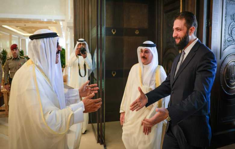 أمير الكويت و الشرع يبحثان العلاقات الثنائية والمستجدات الإقليمية والدولية