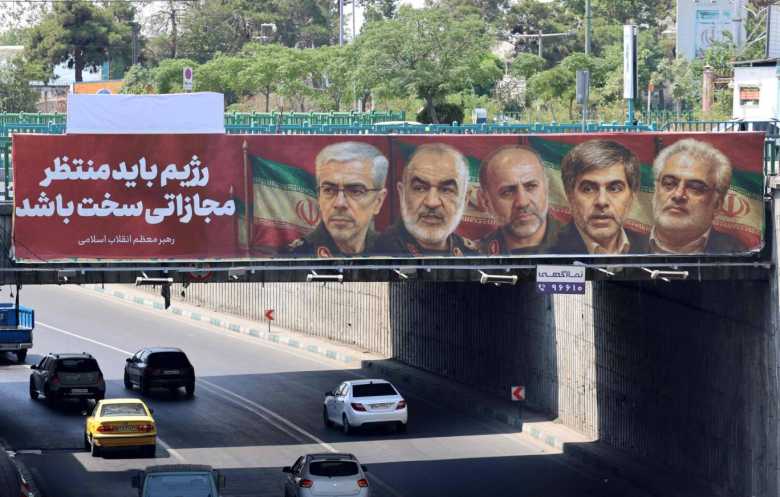 6 أيام هزت طهران وأسقطت هالة الوكلاء