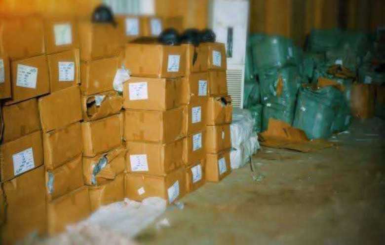 ضبط شحنة مواد عسكرية وكيميائية كانت في طريقها إلى الحوثيين