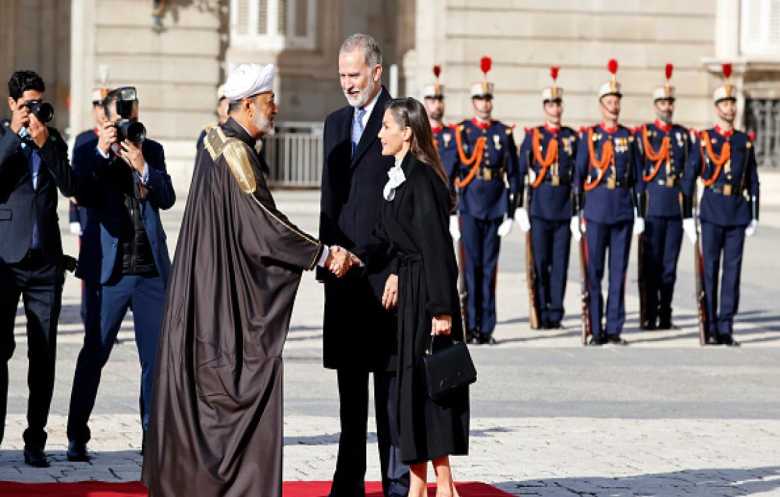 سلطان عُمان يبدأ زيارة دولة إلى إسبانيا لتعزيز العلاقات الثنائية
