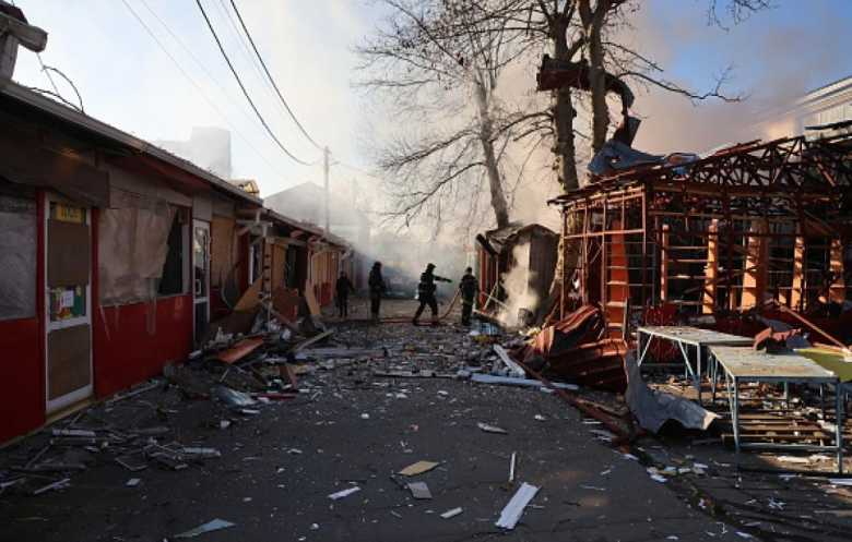 موسكو وكييف تتبادلان اتهامات باستهداف مدنيين مع مطلع العام الجديد