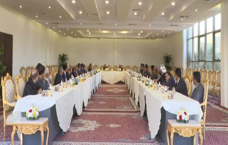   المجلس الانتقالي يعلن حل نفسه وكافة هيئاته وأجهزته وإلغاء مكاتبه