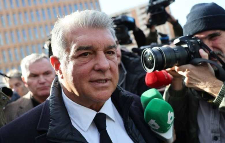 رسميا.. لابورتا يستقيل من رئاسة نادي برشلونة الإسباني