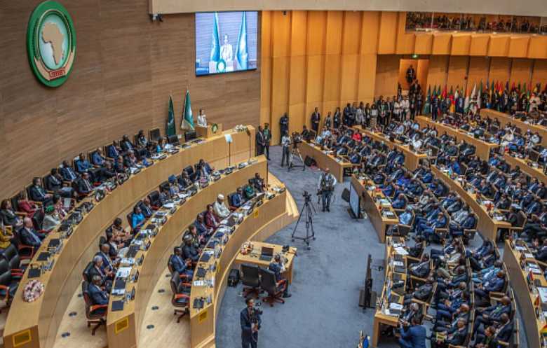 القمة الأفريقية تدعو إلى عضوية أممية كاملة لفلسطين وهدنة في السودان