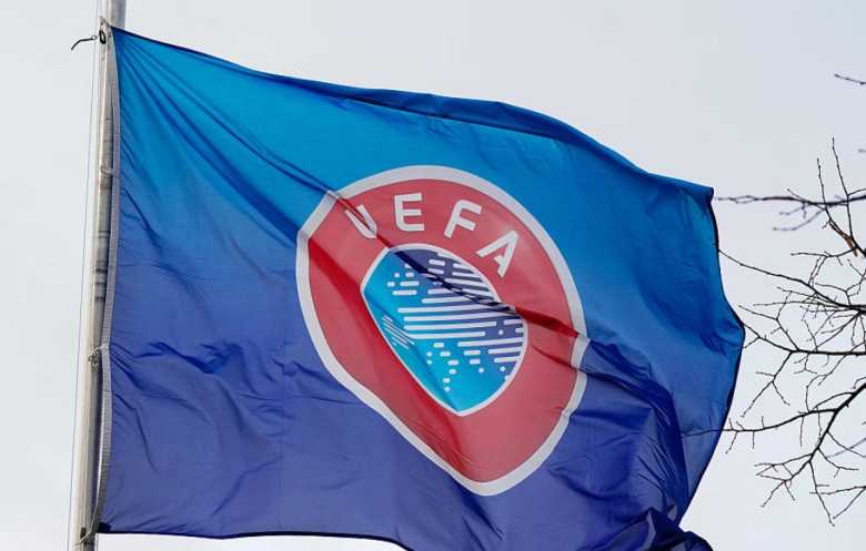 يويفا يؤكد فتحه تحقيقاً بحادثة العنصرية مع فينيسيوس وبنفيكا يرفض