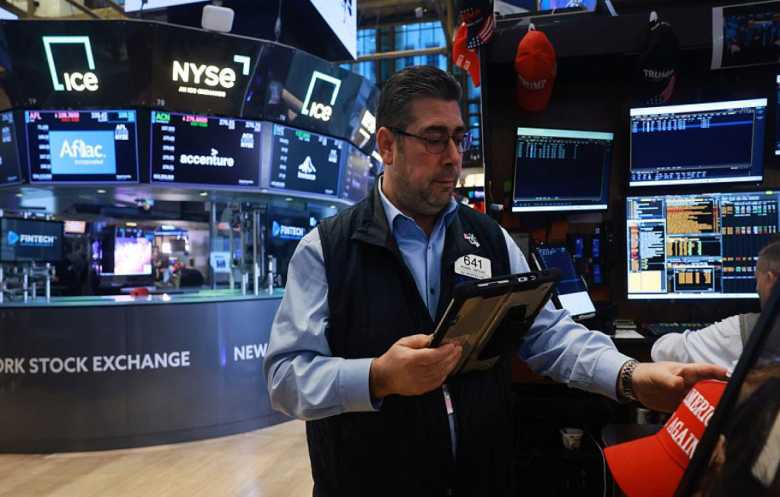 أكبر انهيار للأسهم في التاريخ... توقعات كيوساكي تخالف أرقام الأسواق