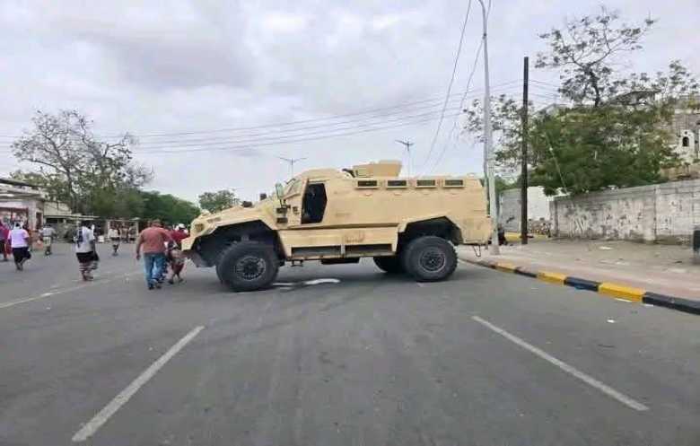 مجلس القيادة الرئاسي يحذر من التفريط بفرصة الحوار الجنوبي «التاريخية»