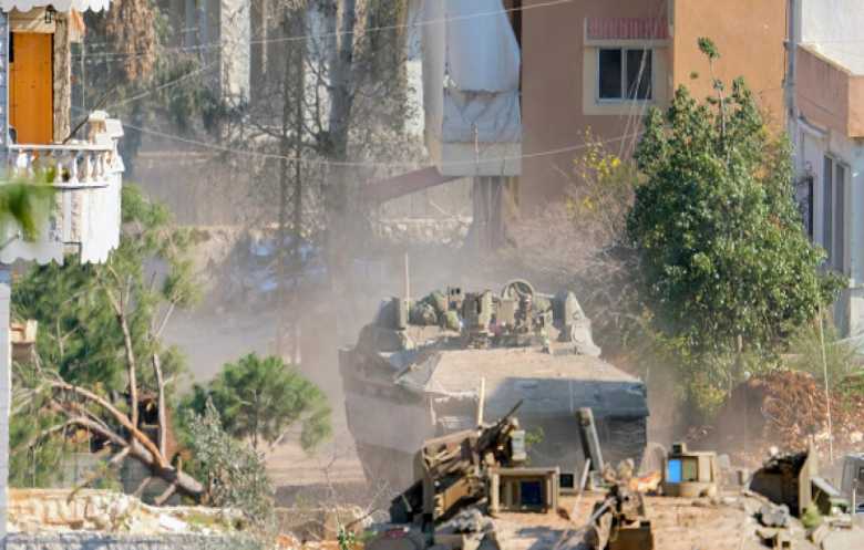 إسرائيل تعتزم توسيع العدوان على لبنان وتدفع بألويتها المقاتلة للحدود  