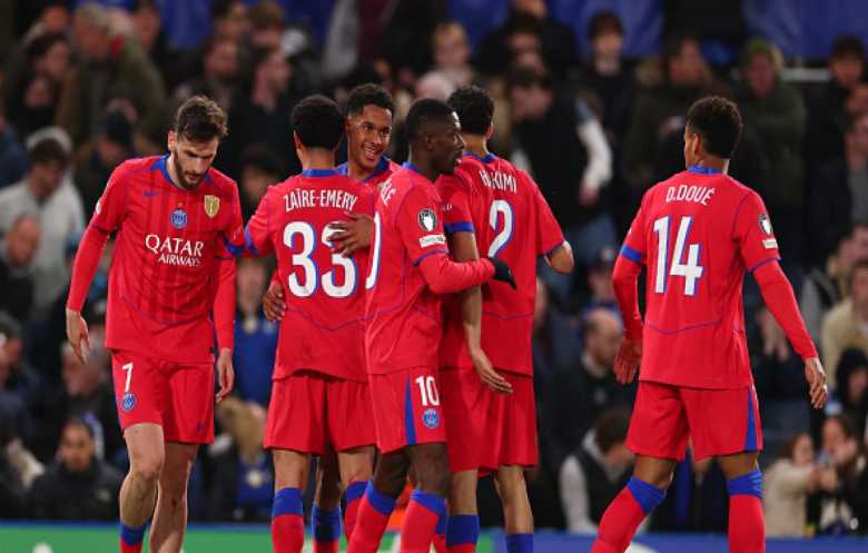 باريس سان جيرمان يستعرض قوته على أندية البريمييرليغ