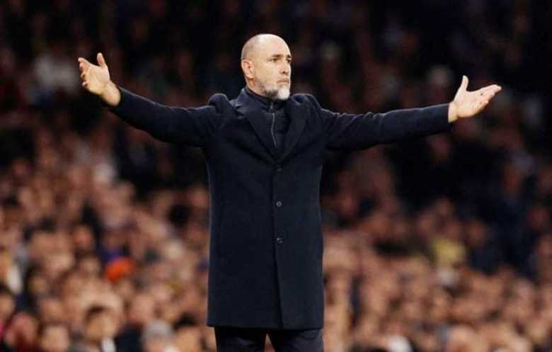 توتنهام الإنكليزي يعلن رحيل مدربه إيغور تيودور عن منصبه