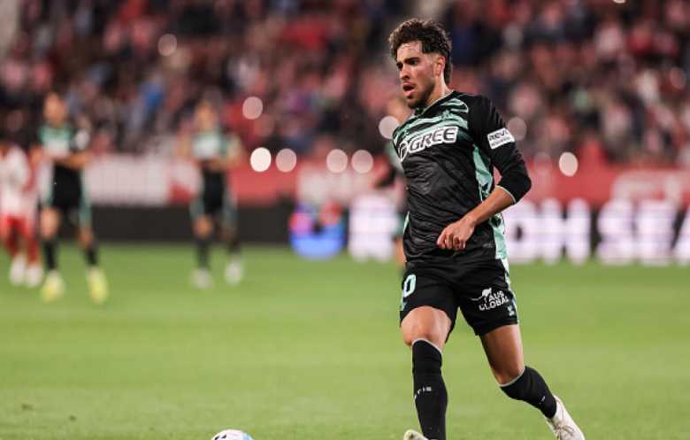 العرب يتوهجون في ملاعب أوروبا بين الأهداف والصناعة