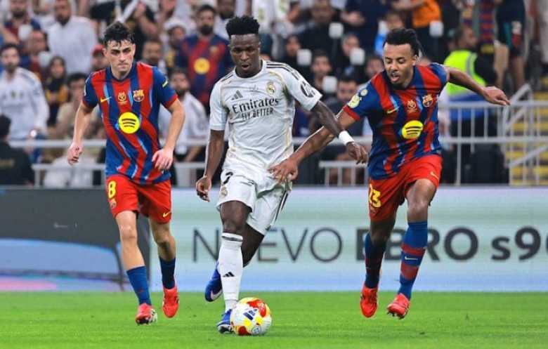برشلونة يستضيف ريال مدريد في كلاسيكو “حسم الليغا”