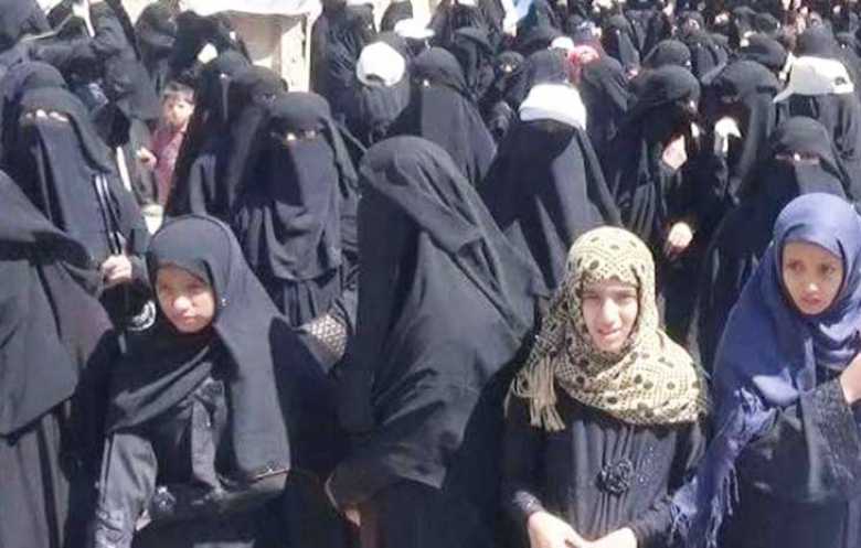 «الانتقالي» يُنظِّم وقفة نسوية احتجاجية ضد الحكومة في عدن