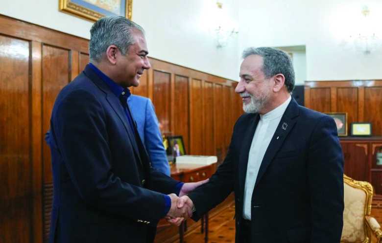 وزير الداخلية الباكستاني يزور طهران: هل يكسر الجمود الدبلوماسي؟