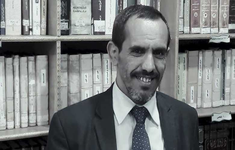 وسط مطالبات بالإفراج عن صبرة.. سلطة  الحوثي تعتقل الصحفي خرصان