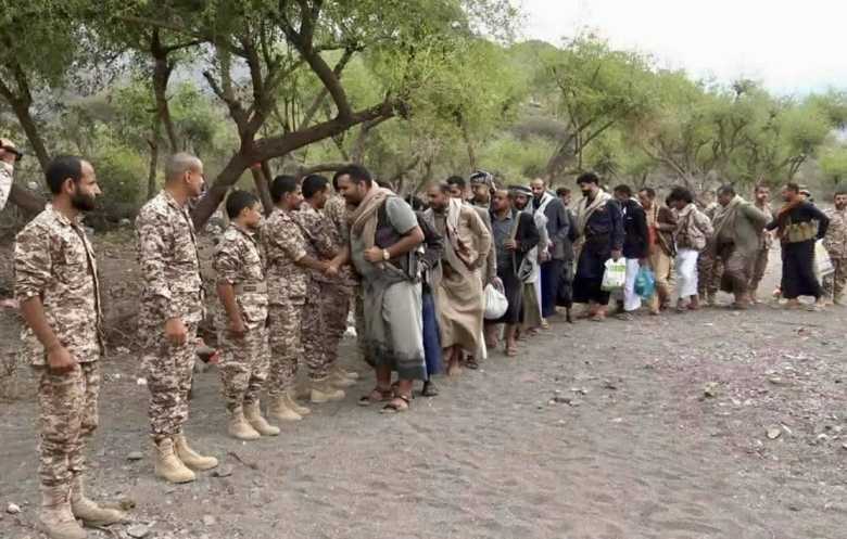 الحوثيون يستنسخون «الباسيج الإيراني» ويهددون بالعودة للحرب