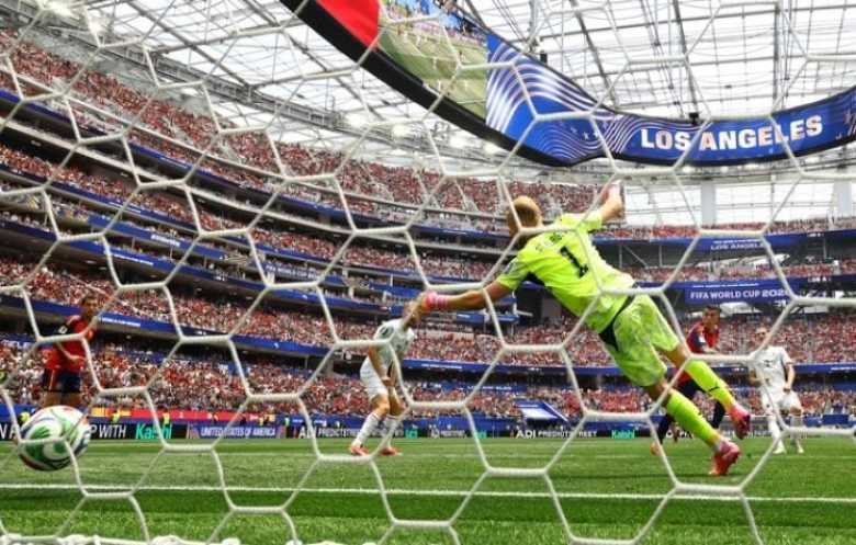 إسبانيا تكتسح النمسا 3-صفر وتتأهل لدور 16 بكأس العالم