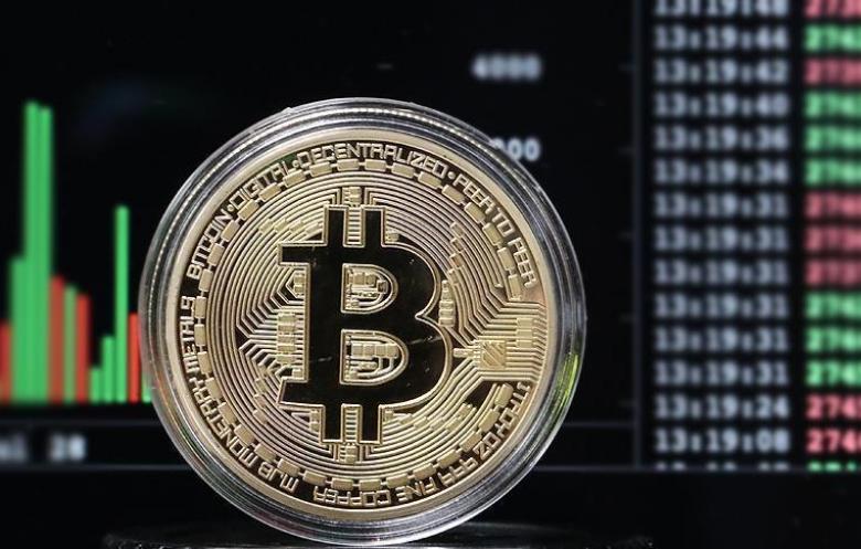 "بيتكوين" فوق 14 ألف دولار مع إعادة تقييم الحظر في كوريا الجنوبية