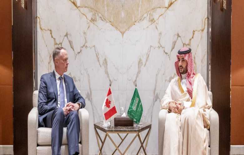 السعودية وكندا تبحثان التعاون الدفاعي وتوقعان 13 اتفاقية