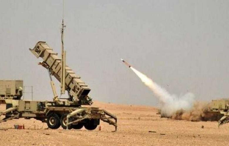 السعودية تعترض صاروخا بالستيا أطلقه الحوثيون وتتهم إيران