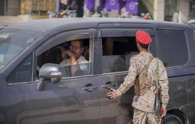  اختناق على منفذ "الوديعة" بين اليمن والسعودية