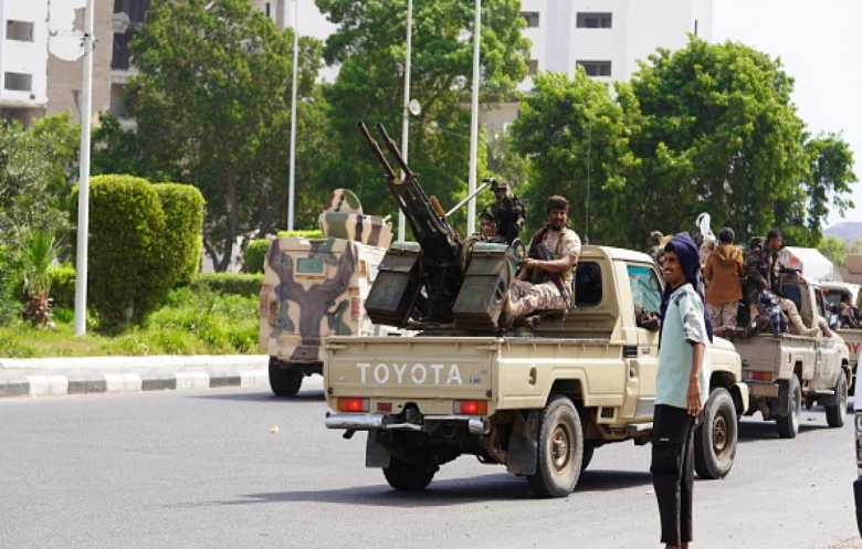 تشديدات أمنية في عدن بعد سقوط المخا في قبضة الحوثيين