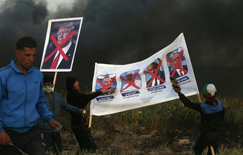 وفاة فلسطيني متأثرا بجروح اصيب بها خلال الاحتجاجات في غزة