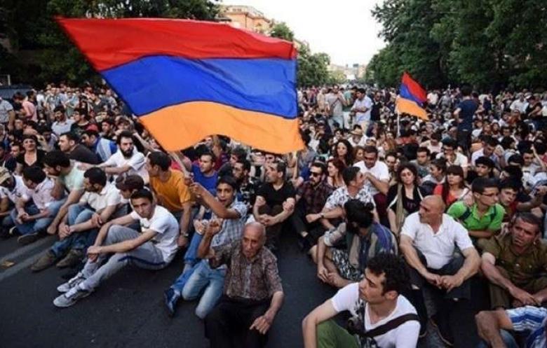 زعيم المعارضة في أرمينيا: الثورة تحققت وعلاقتنا مع روسيا ستتطور