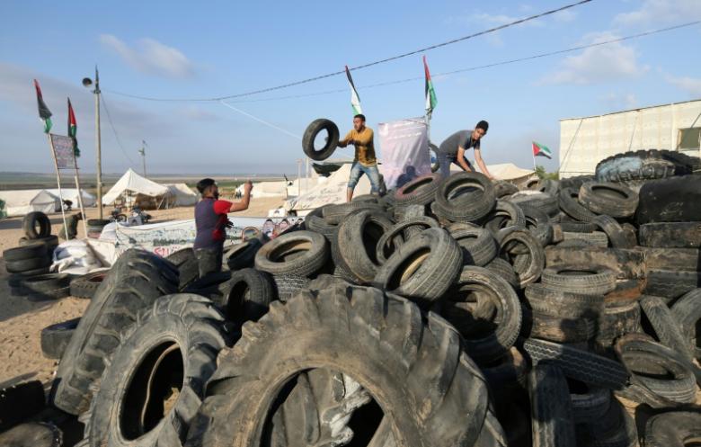 بدء تجمع الفلسطينيين قرب حدود قطاع غزة مع اسرائيل في "مليونية العودة"
