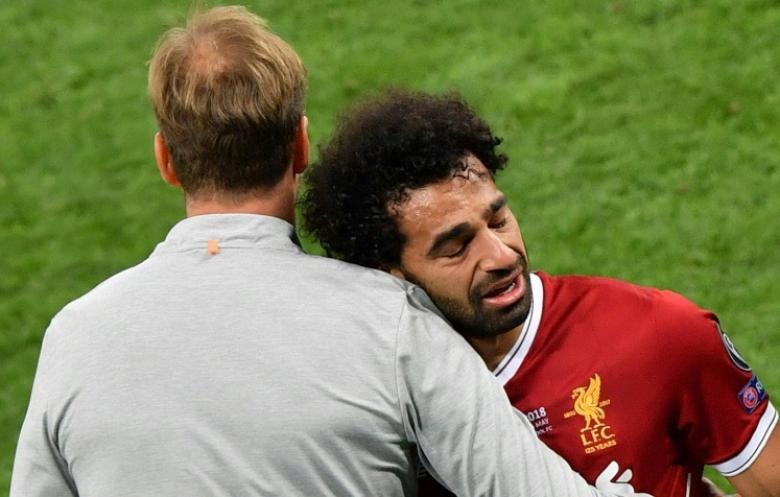 كلوب يشير الى "اصابة خطيرة" لصلاح وطبيب منتخب مصر متفائل
