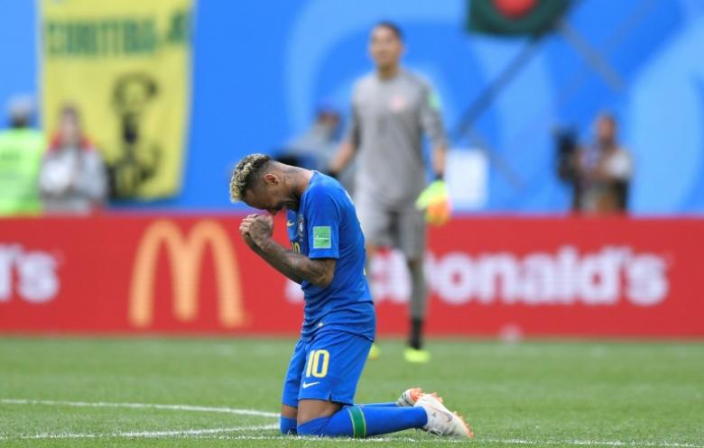 مونديال 2018: البرازيل تتنفس الصعداء بهدفي كوتينيو ونيمار